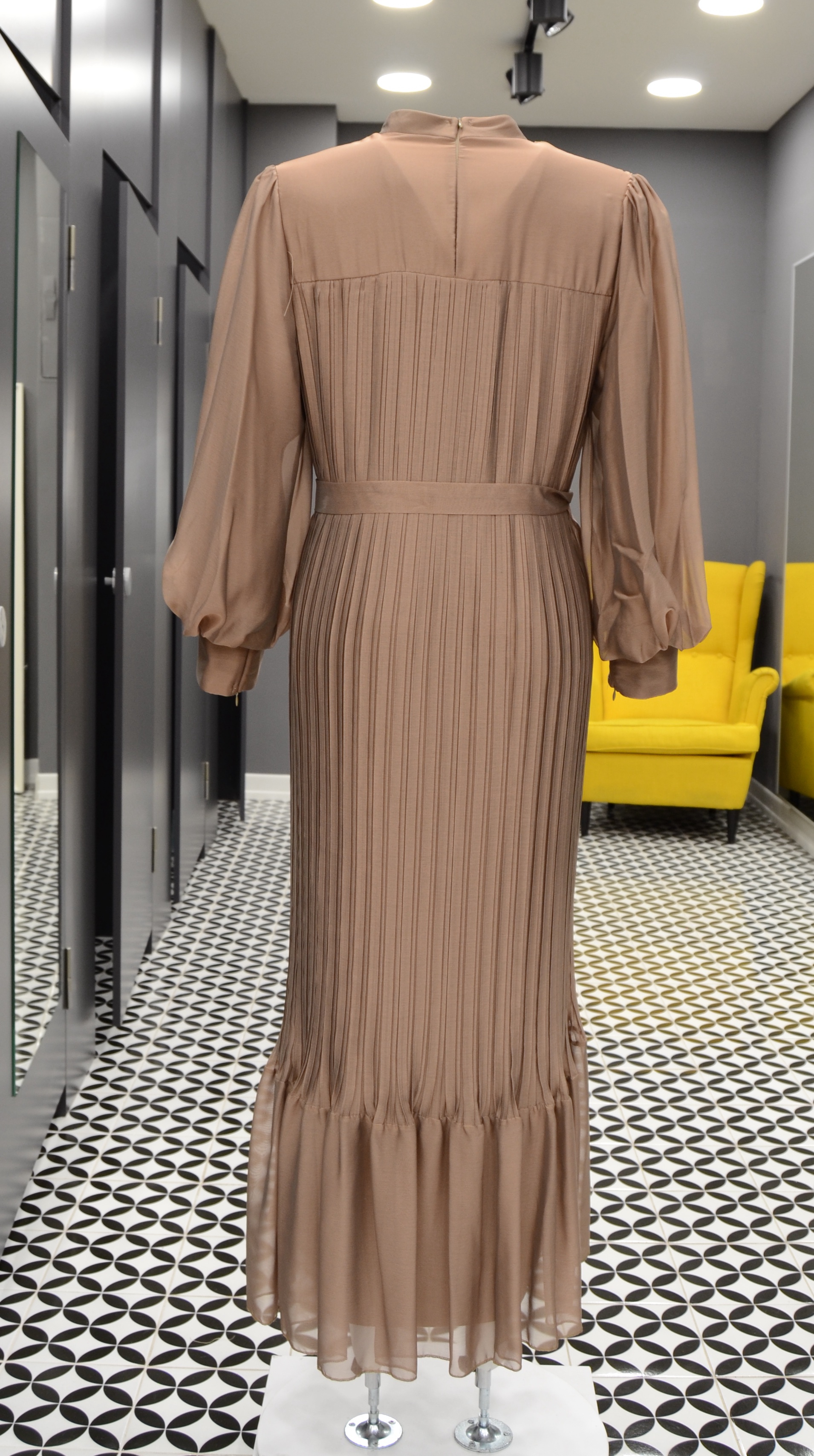 JANJAN PILISE KLEID